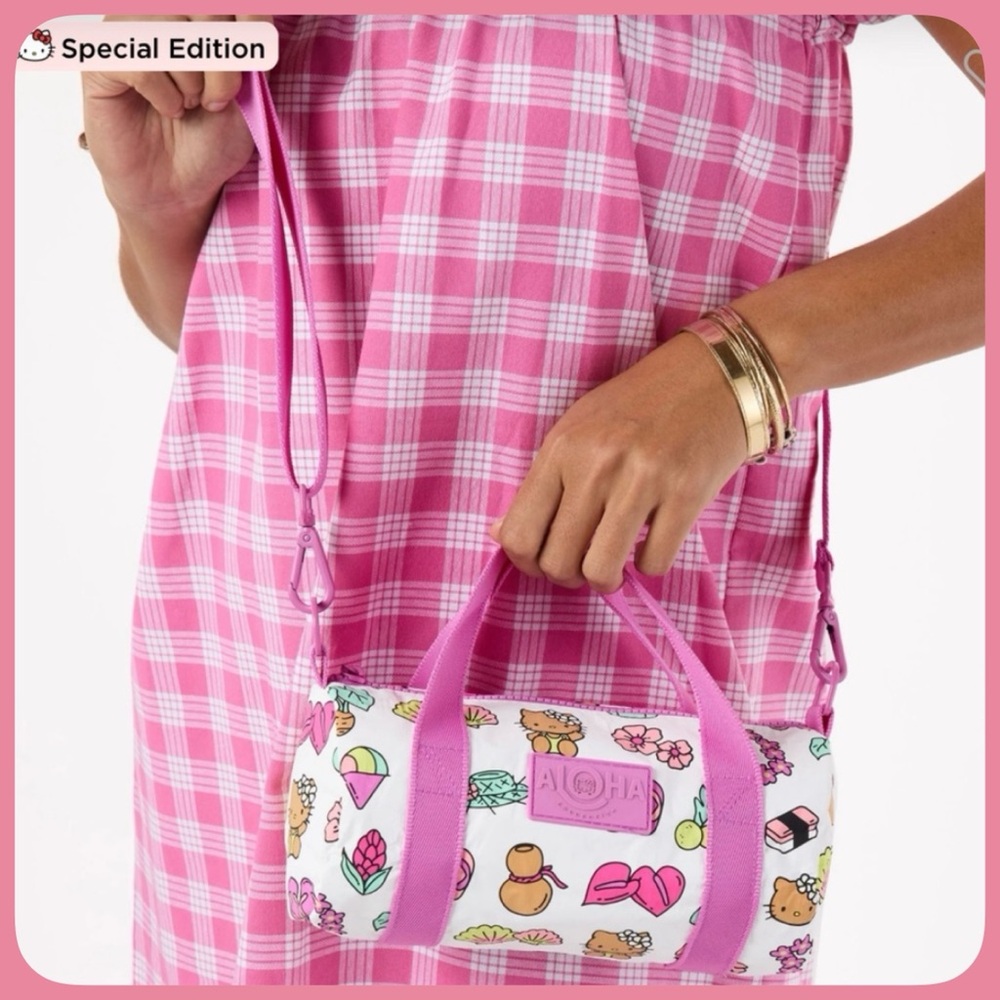 Aloha Collection 🌺 Hello Kitty Mini Mini Duffle